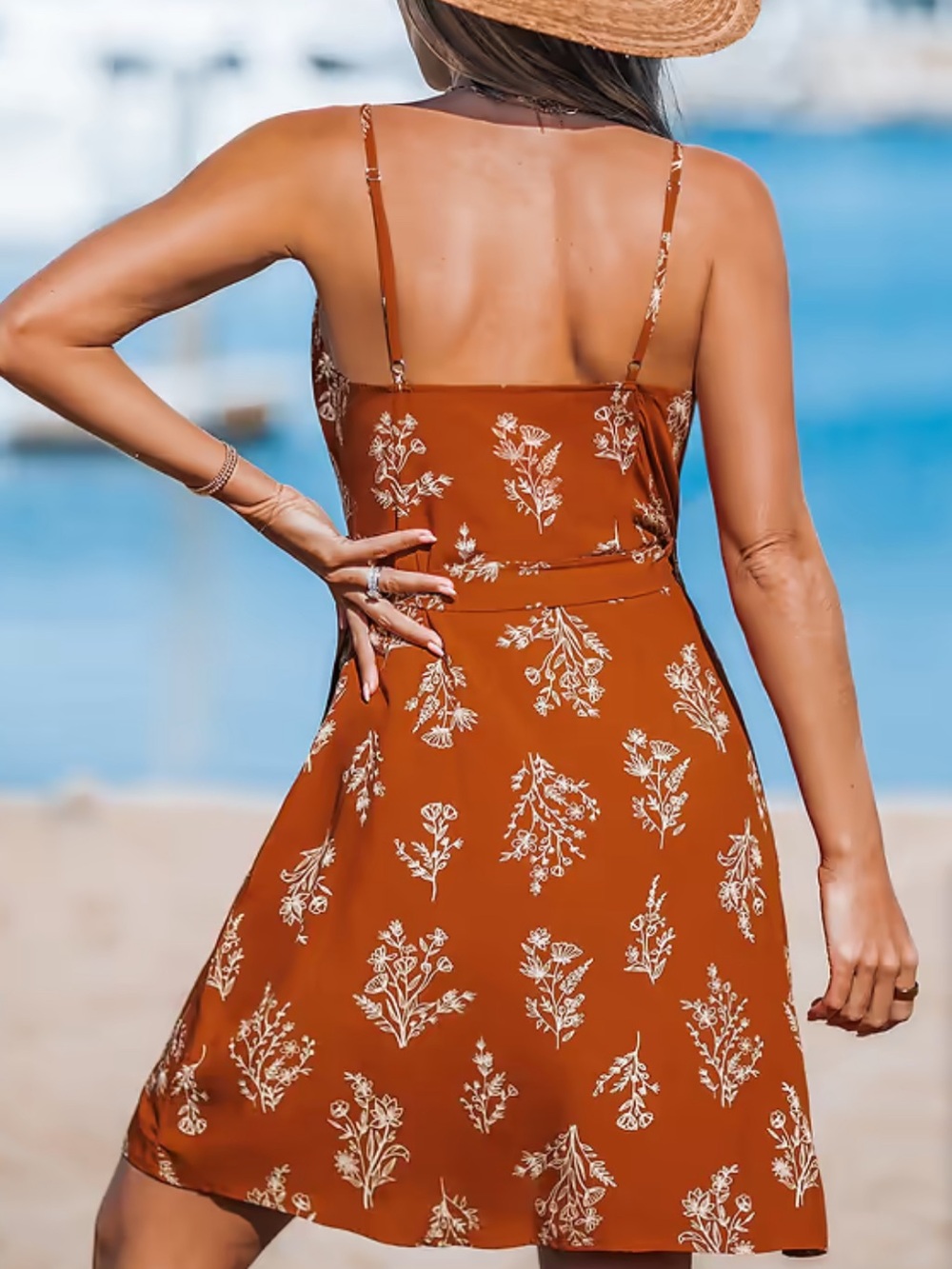 💕 🆕 Cupshe wrap mini dress in caramel brown and cream wildflowers print - Picture 3 of 14